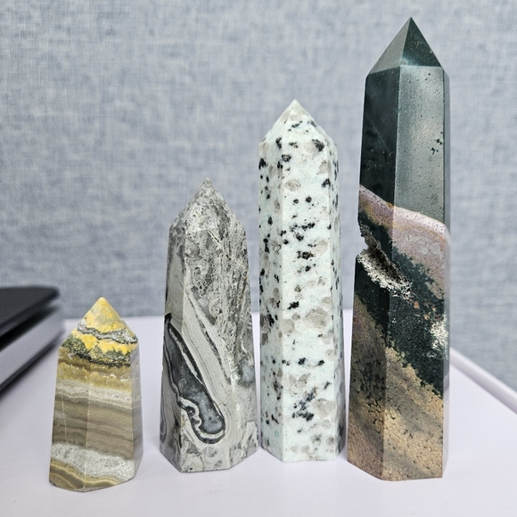 Crystal Points bundle Bumblebee/picture/kiwi and ocean jasper - Picture 1 of 3